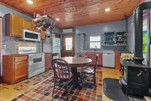 W5837 County Rd A, Sugar Creek, WI 53121 - Photo 33