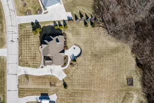 N64W28064 Forest Ridge Cir, Merton, WI 53089 - Photo 41