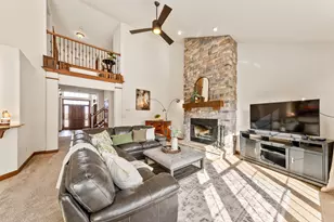 N64W28064 Forest Ridge Cir, Merton, WI 53089 - Photo 5