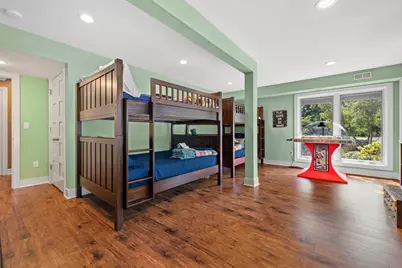 603  Knollwood Cir #A, Fontana, WI 53125 - Photo 25