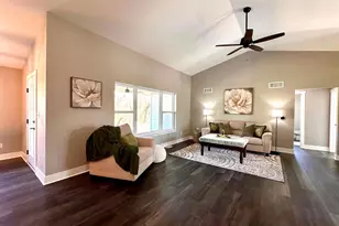 4749 Piper Ln, Racine, WI 53403 - Photo 5
