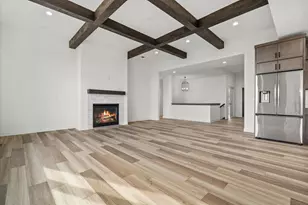 N66W20955 Sweet Clover Dr, Menomonee Falls, WI 53051 - Photo 15