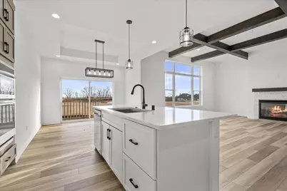 N66W20955  Sweet Clover Dr, Menomonee Falls, WI 53051 - Photo 7