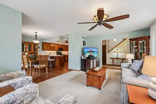 N34w23838 Grace Ave, Pewaukee, WI 53072 - Photo 5