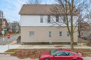 630 E Locust St, Milwaukee, WI 53212 - Photo 3