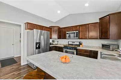 100 E Gailen Ln, Milton, WI 53563 - Photo 15