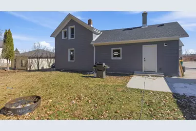 W208N16721 S Center St, Jackson, WI 53037 - Photo 17