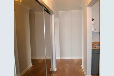 2525 S Shore Dr #5F, Milwaukee, WI 53207 - Photo 5