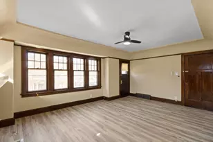 4062 N 25th St, Milwaukee, WI 53209 - Photo 5