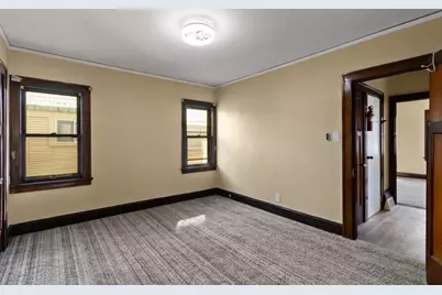 4062 N 25th St #4064, Milwaukee, WI 53209 - Photo 15