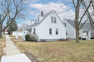 8435 W Townsend St, Milwaukee, WI 53222 - Photo 19