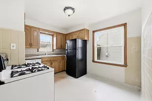 8435 W Townsend St, Milwaukee, WI 53222 - Photo 5