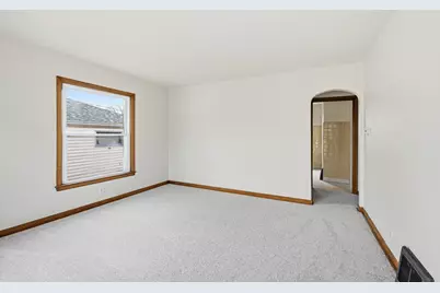 8435 W Townsend St, Milwaukee, WI 53222 - Photo 3