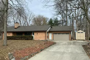 2570 Gaywood Ct, Brookfield, WI 53045 - Photo 1