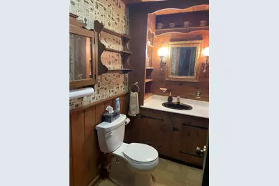 1320 E Oakwood Rd, Oak Creek, WI 53154 - Photo 11