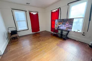 2421 W Scott St, Milwaukee, WI 53204 - Photo 17