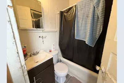 2421 W Scott St #2423, Milwaukee, WI 53204 - Photo 21