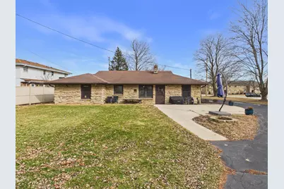 W180N8607  Town Hall Rd, Menomonee Falls, WI 53051 - Photo 9