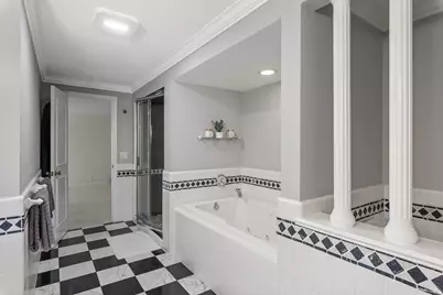 14220  Hillside Rd, Elm Grove, WI 53122 - Photo 23