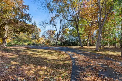 14220  Hillside Rd, Elm Grove, WI 53122 - Photo 53