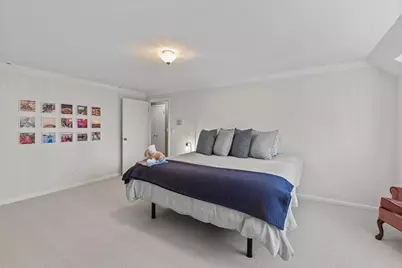 14220  Hillside Rd, Elm Grove, WI 53122 - Photo 37