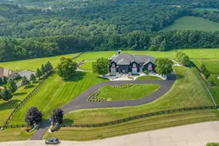 S17W28902 Price Ct, Genesee, WI 53188 - Photo 53