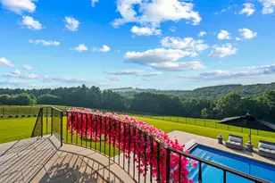 S17W28902 Price Ct, Genesee, WI 53188 - Photo 5