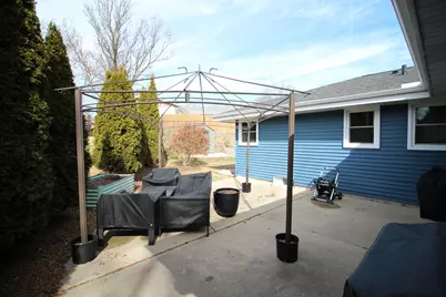 9830 W Plainfield Ave, Greenfield, WI 53228 - Photo 41