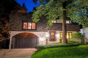 824 N 66th St, Wauwatosa, WI 53213 - Photo 31