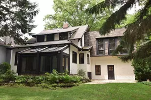 824 N 66th St, Wauwatosa, WI 53213 - Photo 27