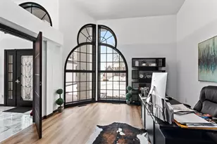 402 Wild Oak Dr, Manitowoc, WI 54220 - Photo 17