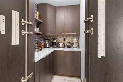 402  Wild Oak Dr, Manitowoc, WI 54220 - Photo 29