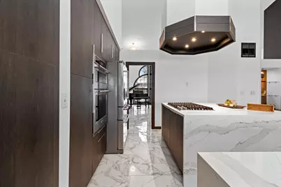 402  Wild Oak Dr, Manitowoc, WI 54220 - Photo 33