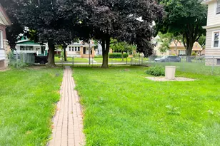 2960 N 47th St, Milwaukee, WI 53210 - Photo 5