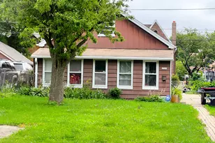 2960 N 47th St, Milwaukee, WI 53210 - Photo 1