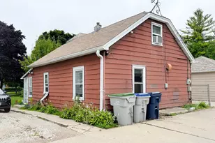 2960 N 47th St, Milwaukee, WI 53210 - Photo 3