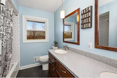 11116 N Riverland Ct, Mequon, WI 53092 - Photo 21