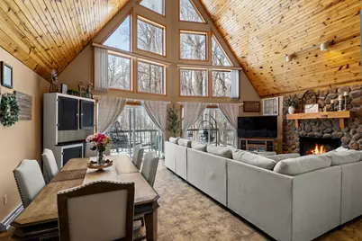 12395  Whitetail Pkwy, Cato, WI 54220 - Photo 11