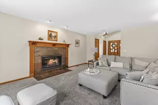 10974 14th Ct, Kenosha, WI 53158 - Photo 3