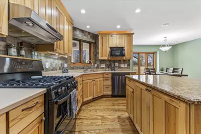 10974  14th Ct, Kenosha, WI 53158 - Photo 11