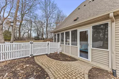 10974  14th Ct, Kenosha, WI 53158 - Photo 41