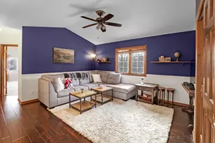 N52W16073 Bette Dr, Menomonee Falls, WI 53051 - Photo 17