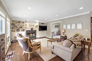 N52W16073 Bette Dr, Menomonee Falls, WI 53051 - Photo 5