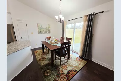 W172N10110  Woodbridge Ln, Germantown, WI 53022 - Photo 13