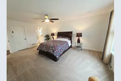W172N10110  Woodbridge Ln, Germantown, WI 53022 - Photo 21