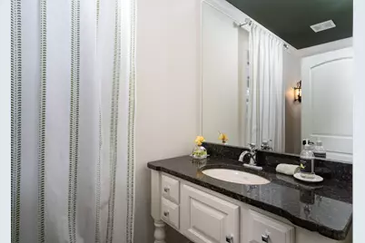 13700 N Riverland Rd, Mequon, WI 53097 - Photo 17