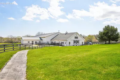 13700 N Riverland Rd, Mequon, WI 53097 - Photo 53