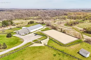 13700 N Riverland Rd, Mequon, WI 53097 - Photo 55