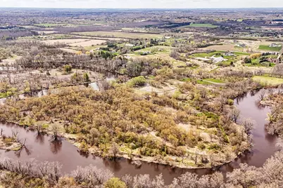 13700 N Riverland Rd, Mequon, WI 53097 - Photo 57