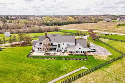 13700 N Riverland Rd, Mequon, WI 53097 - Photo 49